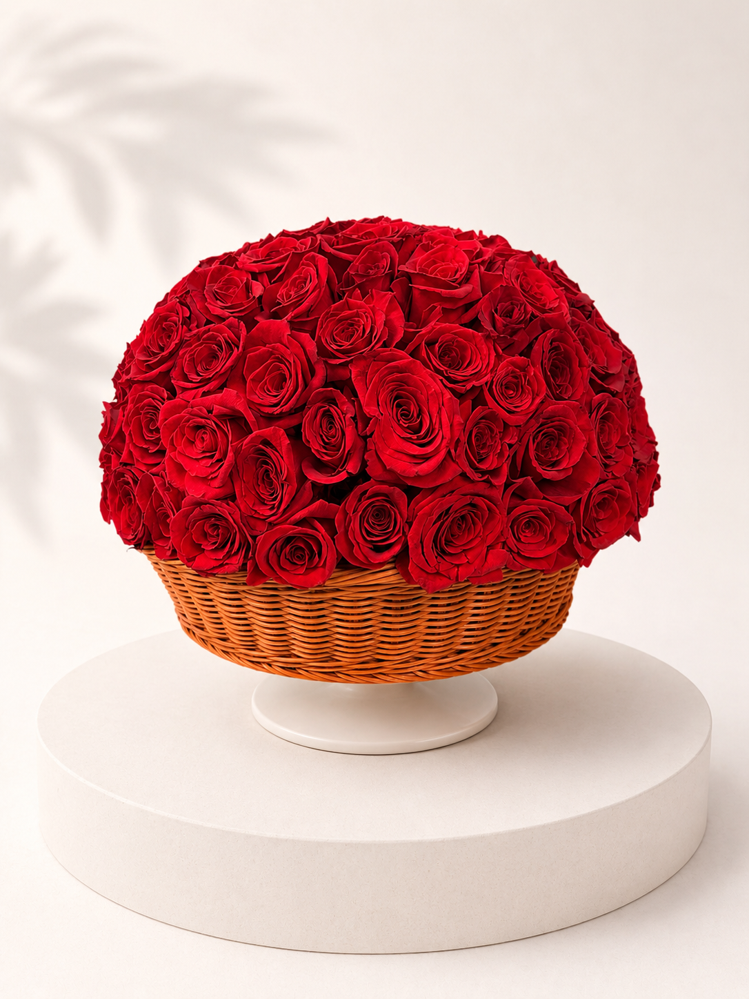 Equadorian Red Roses M Basket